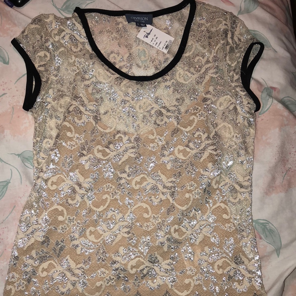 Beautiful Gryphon top